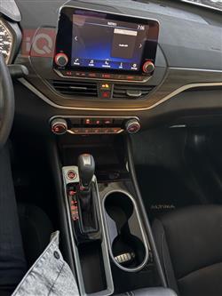 نیسان ئەلتیما